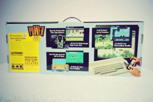 L'arrière de la boite du C64 Power Play Edition