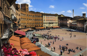 La Piazza del Campo, la belle place publique de Sienne