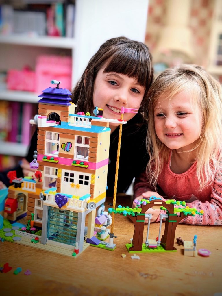 Des Legos pour l'anniversaire d'Alice et Juliette -- Novembre 2019