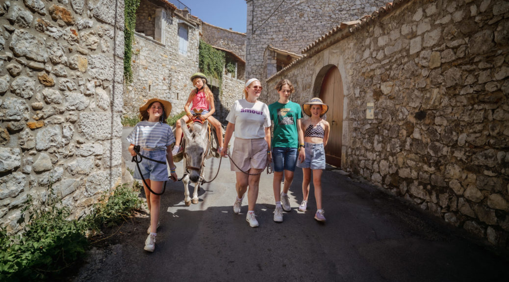 Vacances en Ardèche, 2023 - Carab'ane - Petite Snorkys Photography